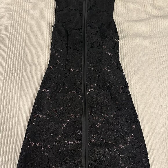 ML Monique Lhuillier Facade Lace Sheath Dress – Black, Size 2 - Picture 7 of 9